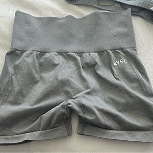 Aybl size M shorts
